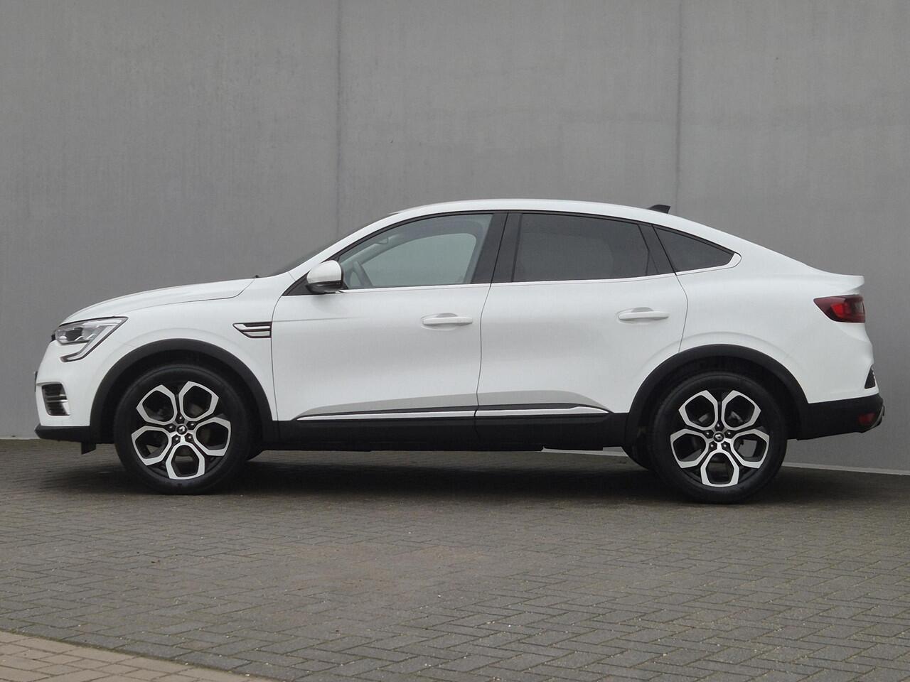 Renault Arkana 1.3 TCe 140 Intens Automaat / Trekhaak / Dealer onderhouden / Adaptief CC / Stuur-en Stoelverwarming / Keyless Entry/Start / Achteruitrijcamera / Climate control / Apple CArplay Android Auto /