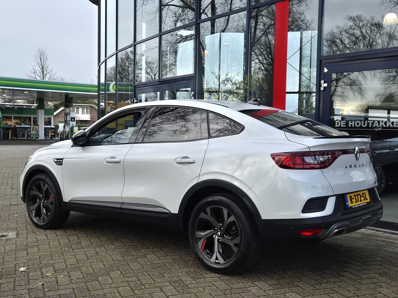Renault Arkana 1.6 E-Tech Hybrid 145 R.S. Line | Climate Control | Leer | LM Velgen | PDC + camera | Navigatie |