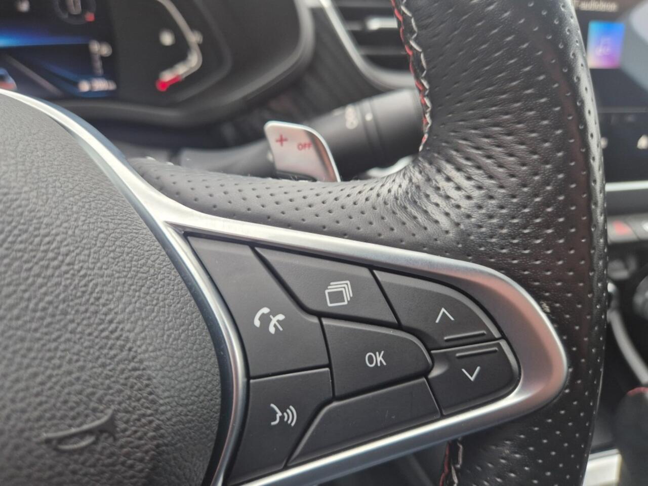 Renault Arkana 1.3TCE MHEV RS-LINE 140PK AUT. NAVI CAMERA AIRCO LMV