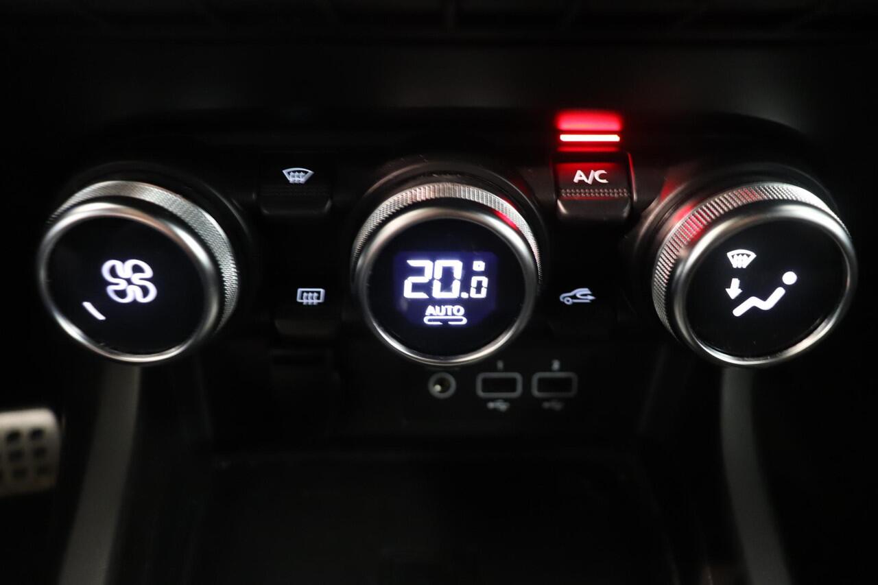 Renault Arkana 1.6 E-Tech Hybrid 145 R.S. Line | BOSE audio | Camera | Elektr. stoelen | Stuur en stoel verwarming | Adaptieve cruise control | Navigatie |