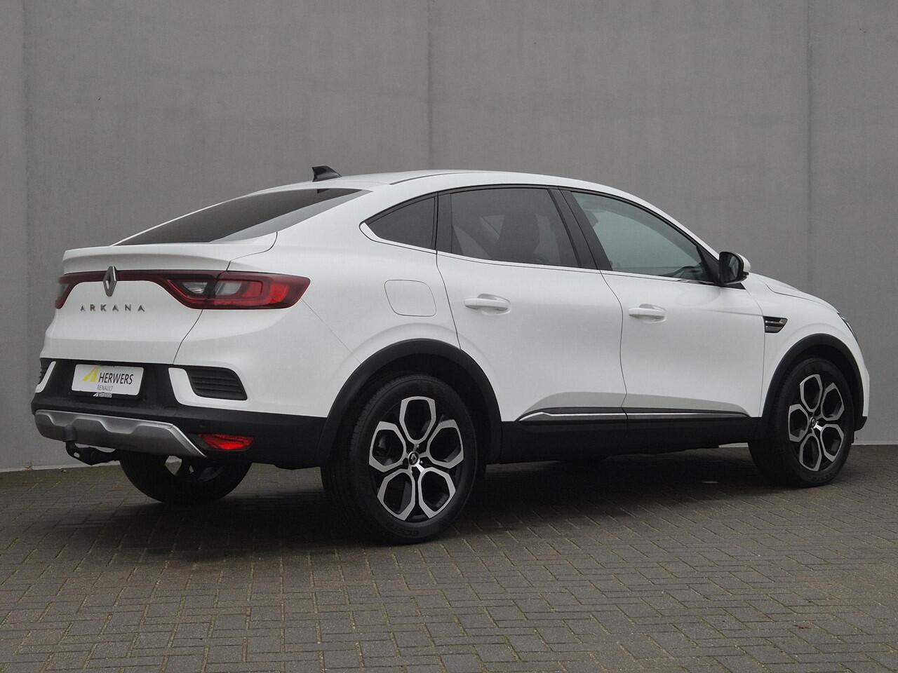 Renault Arkana 1.3 TCe 140 Intens Automaat / Trekhaak / Dealer onderhouden / Adaptief CC / Stuur-en Stoelverwarming / Keyless Entry/Start / Achteruitrijcamera / Climate control / Apple CArplay Android Auto /