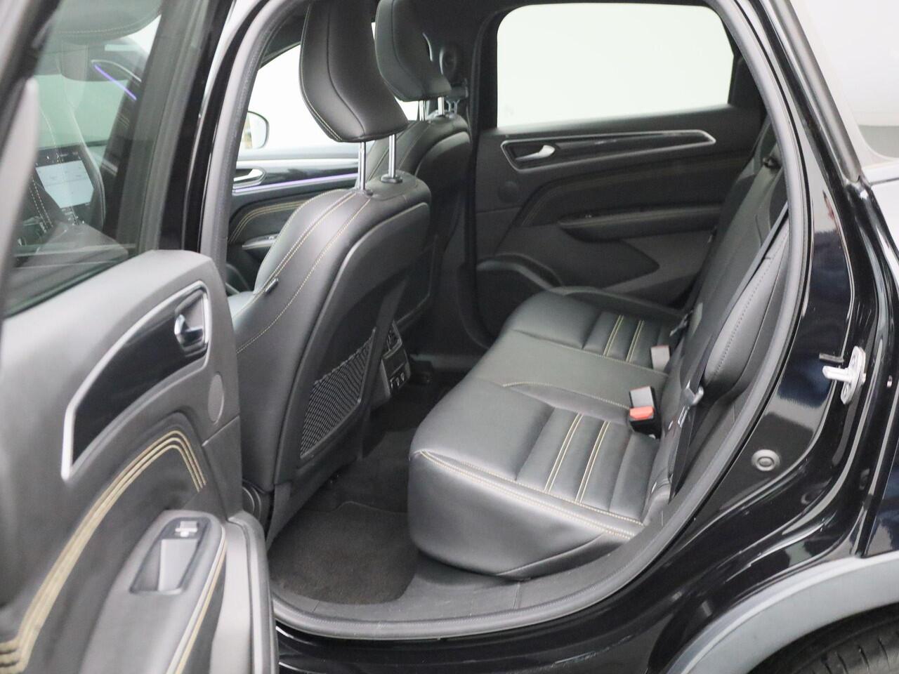 Renault Arkana 1.6 E-Tech hybrid 145 E-Tech engineered | Automaat | Adaptive Cruise control | Stoelverwarming | Bose pakket