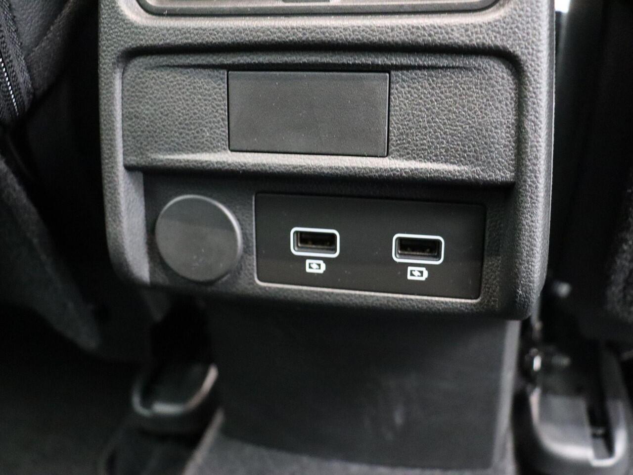 Renault Arkana 1.6 E-Tech Hybrid 145 Intens | Groot scherm | Digitale cockpit | Adaptieve cruise control | Climate control | Achteruitrijcamera |