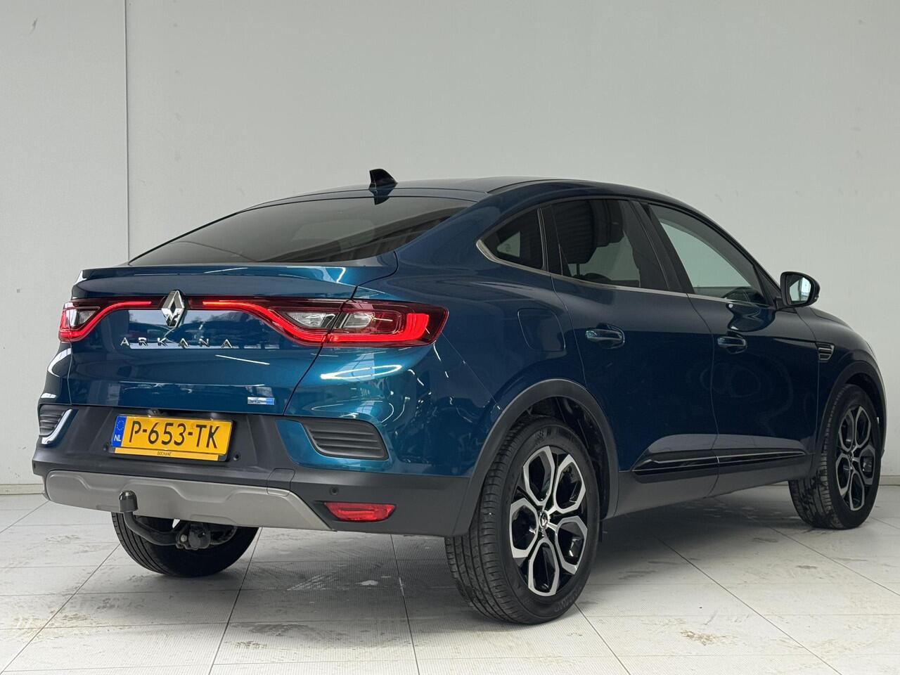 Renault Arkana 1.6 E-Tech Hybrid 145 Intens | Navigatie | Achteruitrijcamera | Trekhaak | Cruise Control Adaptief | Stoel + Stuurverwarming |