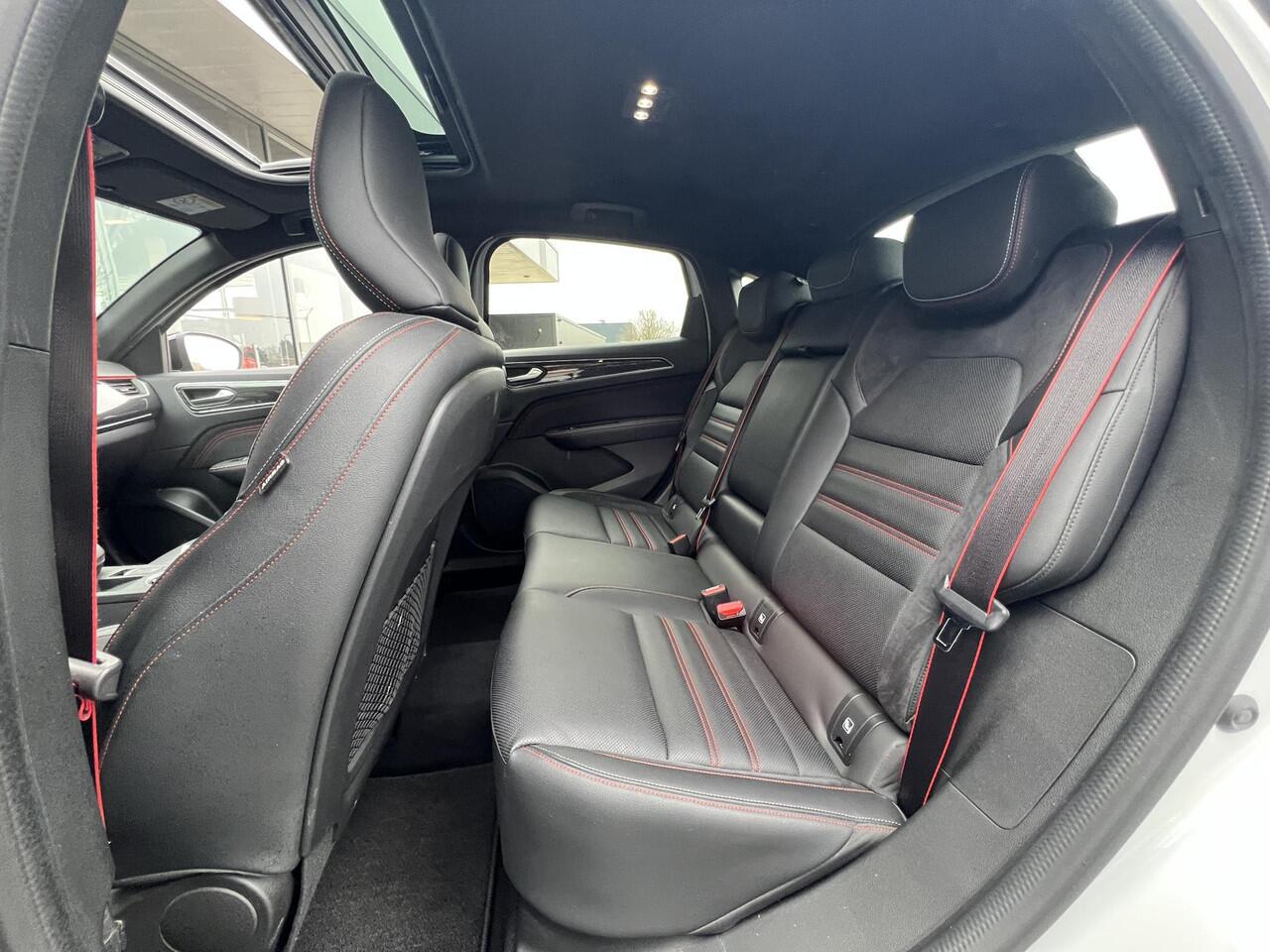 Renault Arkana 1.3 mild hybrid 140 R.S. line | Incl. Winterset op velg | Panoramadak | Carplay/Android