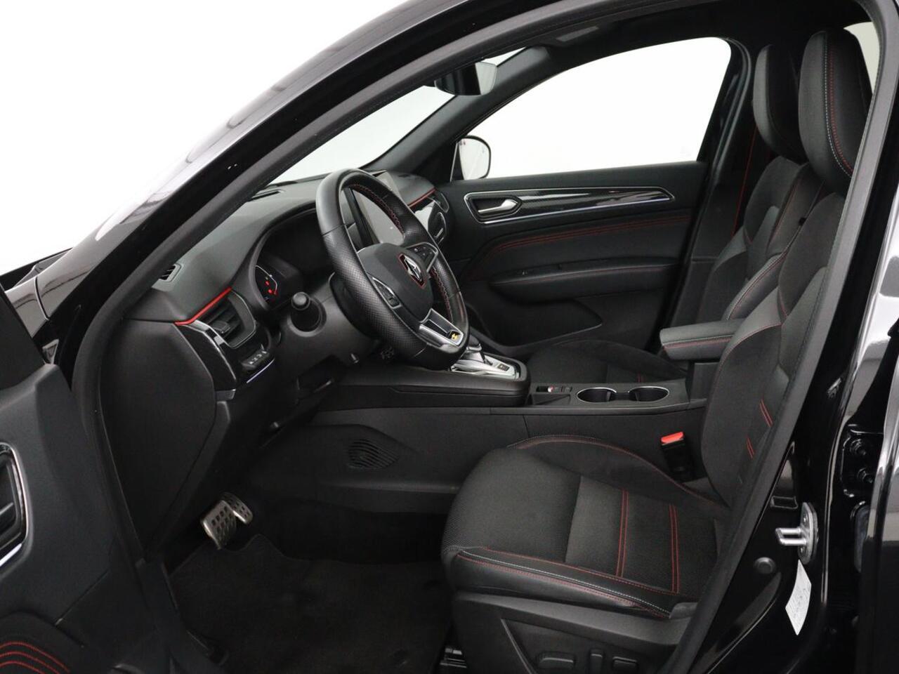 Renault Arkana 1.6 E-Tech Hybrid 145 R.S. Line | Leder/Alcantara | Stoelverwarming | Adaptive cruise | Camera | Carplay | Keyless | Park Assist | Full LED | Navigatie