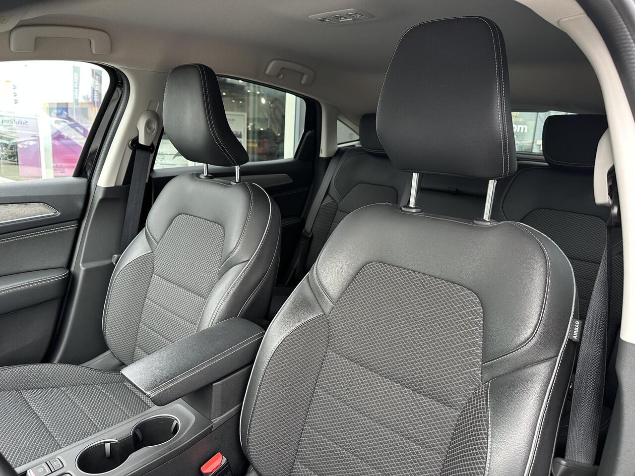 Renault Arkana E-Tech Hybrid 145 Intens l AUTOMAAT l Volledige onderhoudshistorie l BTW Auto |