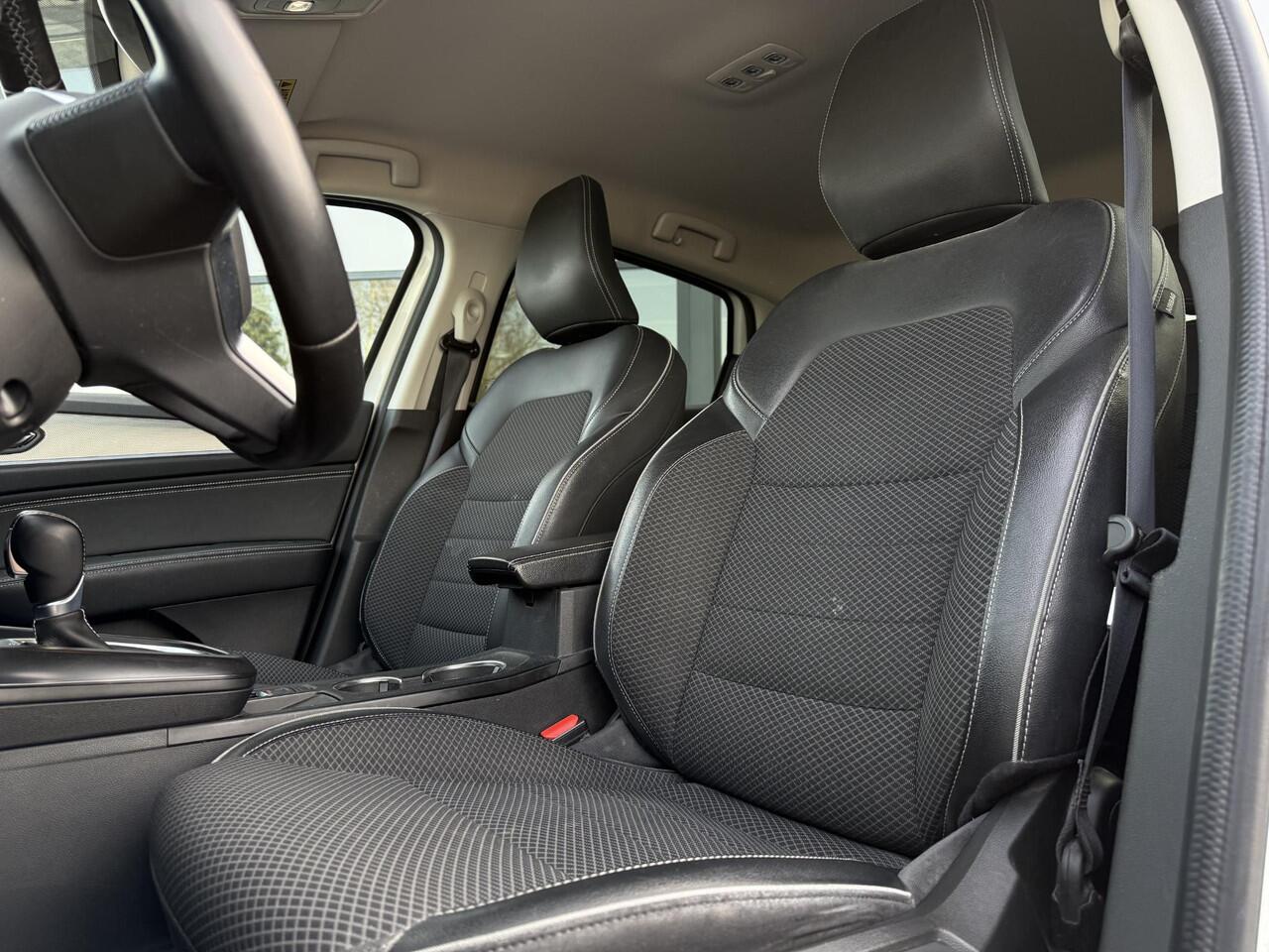 Renault Arkana Aut. 1.6 E-Tech Hybrid 145 Intens | Navi | Camera | Trekhaak | Virtual Cockpit |