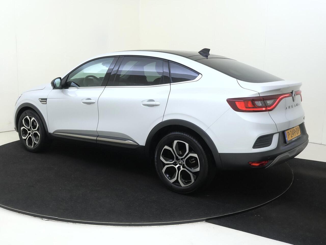 Renault Arkana 1.6 E-Tech Hybrid 145 Intens |AUTOMAAT | Navigatie | Cruise & Climate Control | Achteruitrijcamera| PDC voor & achter