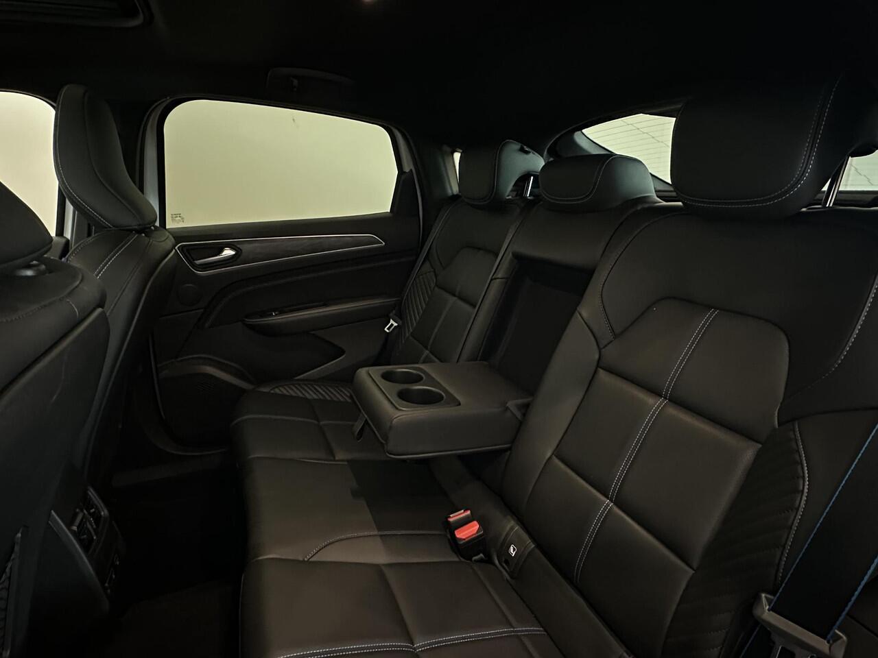 Renault Arkana 1.6 E-Tech Full Hybrid 145 Esprit Alpine | Elektrisch bedienbaar glazen schuif- en kanteldak | Apple Carplay/Android Auto