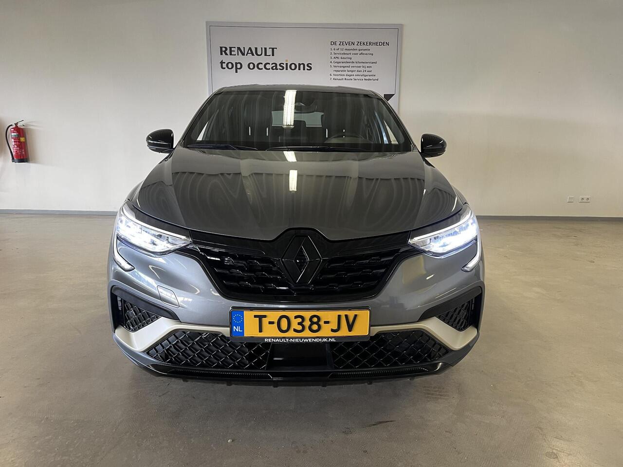 Renault Arkana 1.6 E-Tech hybrid 145 E-Tech engineered APPLE CARPLAY ANDROID AUTO / CLIMATE CONTROLE / NAVIGATIE / PARKEERSENSOREN+CAMERA / CRUISE CONTROLE.