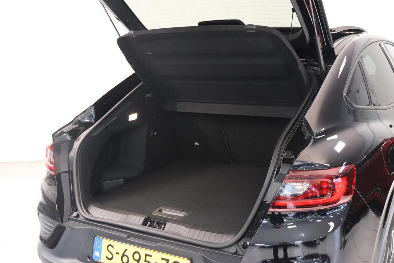 Renault Arkana 1.3 mild hybrid 160 R.S. line | Sportstoelen | Panoramadak | Stuur en stoelverwarming | Smartphone intergratie | LED koplampen |