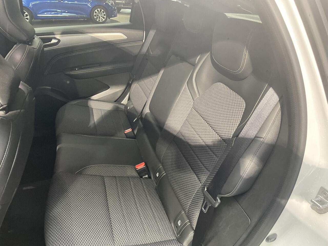 Renault Arkana 1.6 E-Tech full hybrid 145 techno | Navigatie| Camera