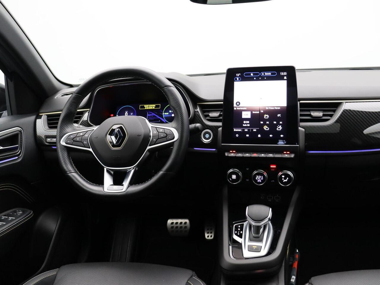 Renault Arkana E-Tech hybrid 145pk E-Tech engineered | Schuif/Kantel Dak | Trekhaak | Elektrisch verstelbare stoelen | Adaptive Cruise control | Stoel- en Stuurverwarming |