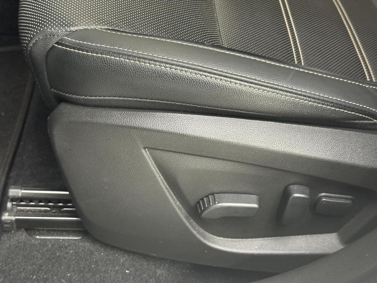 Renault Arkana 1.6 E-Tech hybrid 145 E-Tech engineered | Stoel + stuur verwarming | Navigatie | Schuifdak| Trekhaak | Bose |