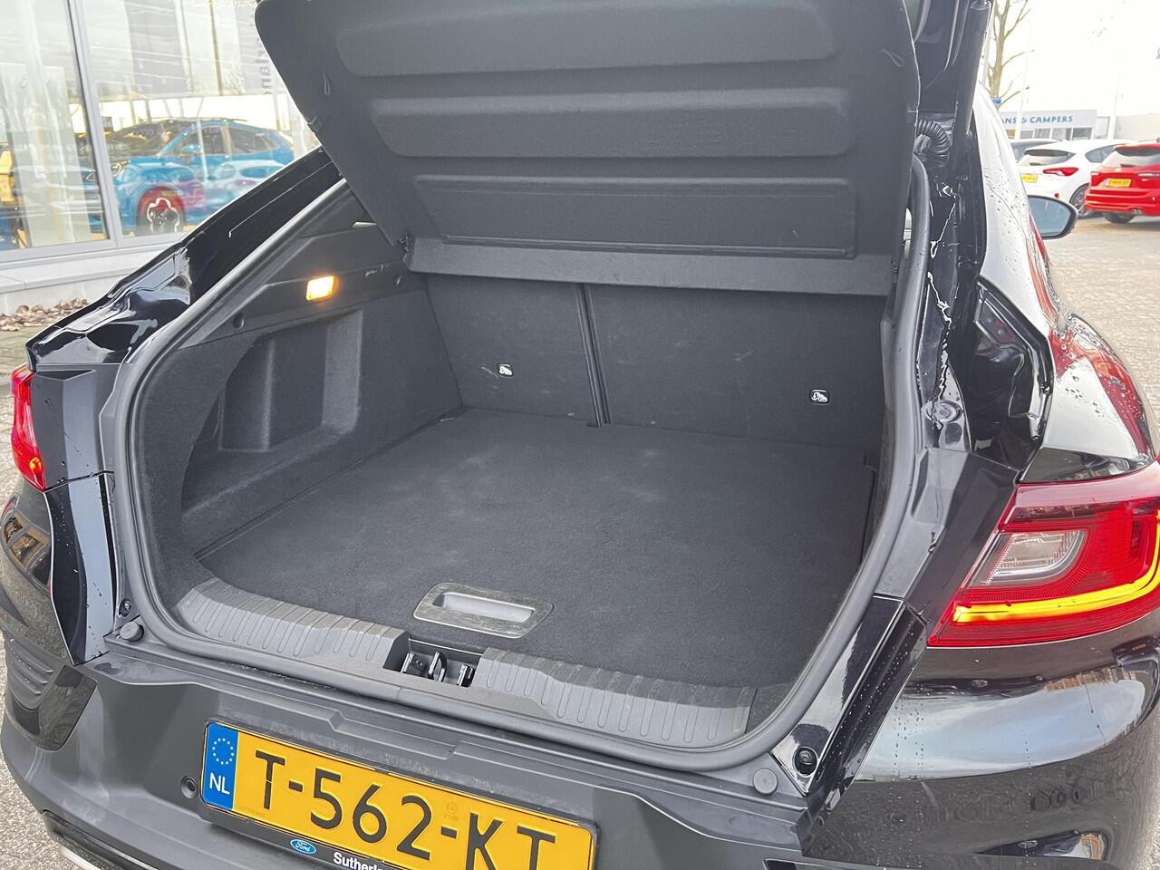 Renault Arkana 1.6 E-Tech hybrid 145 E-Tech engineered Adaptieve Cruise Control | Stoel- en stuurwiel verwarming | Climate Control | Trekhaak