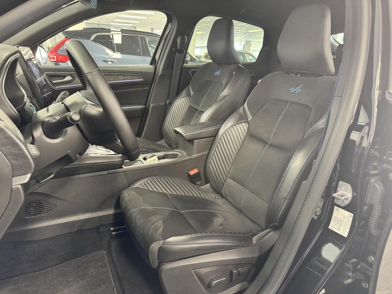 Renault Arkana 1.6 E-Tech full hybrid 145 Esprit Alpine | DODE HOEK DETECTIE | STOEL- & STUURVERWARMING | APPLE CARPLAY | 360º CAMERA | ADAPTIVE CRUISE