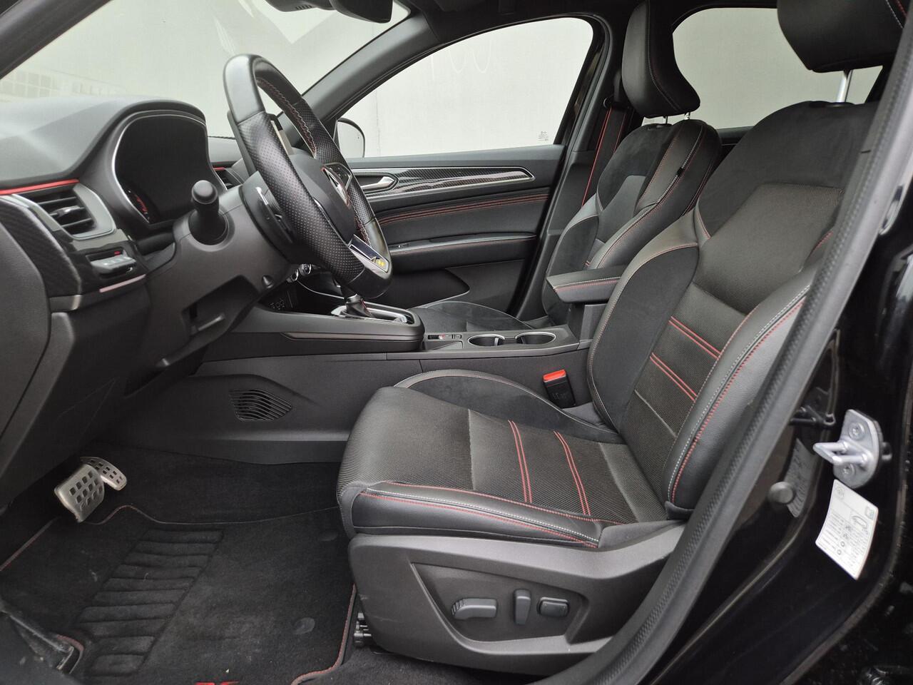 Renault Arkana 1.3 TCe 140 R.S. Line Automaat / Dealer onderhouden / Adaptief CC / Stuur-en Stoelverwarming / Achteruitrijcamera / Apple Carplay Android Auto / Keyless Entry/Start /