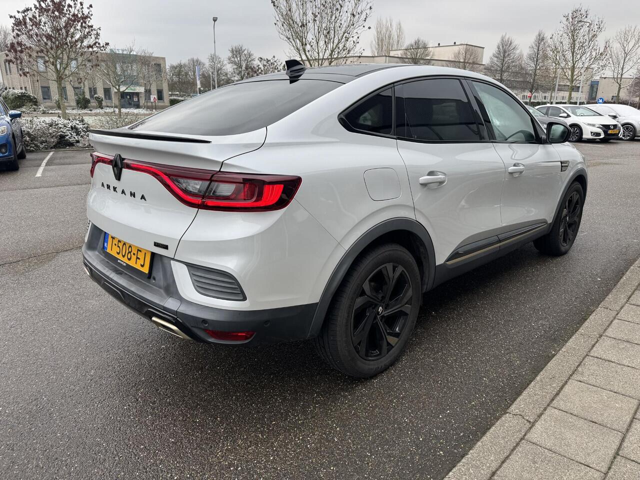 Renault Arkana 1.6 E-Tech hybrid 145 E-Tech engineered Panoramadak| Leer | zeer compleet