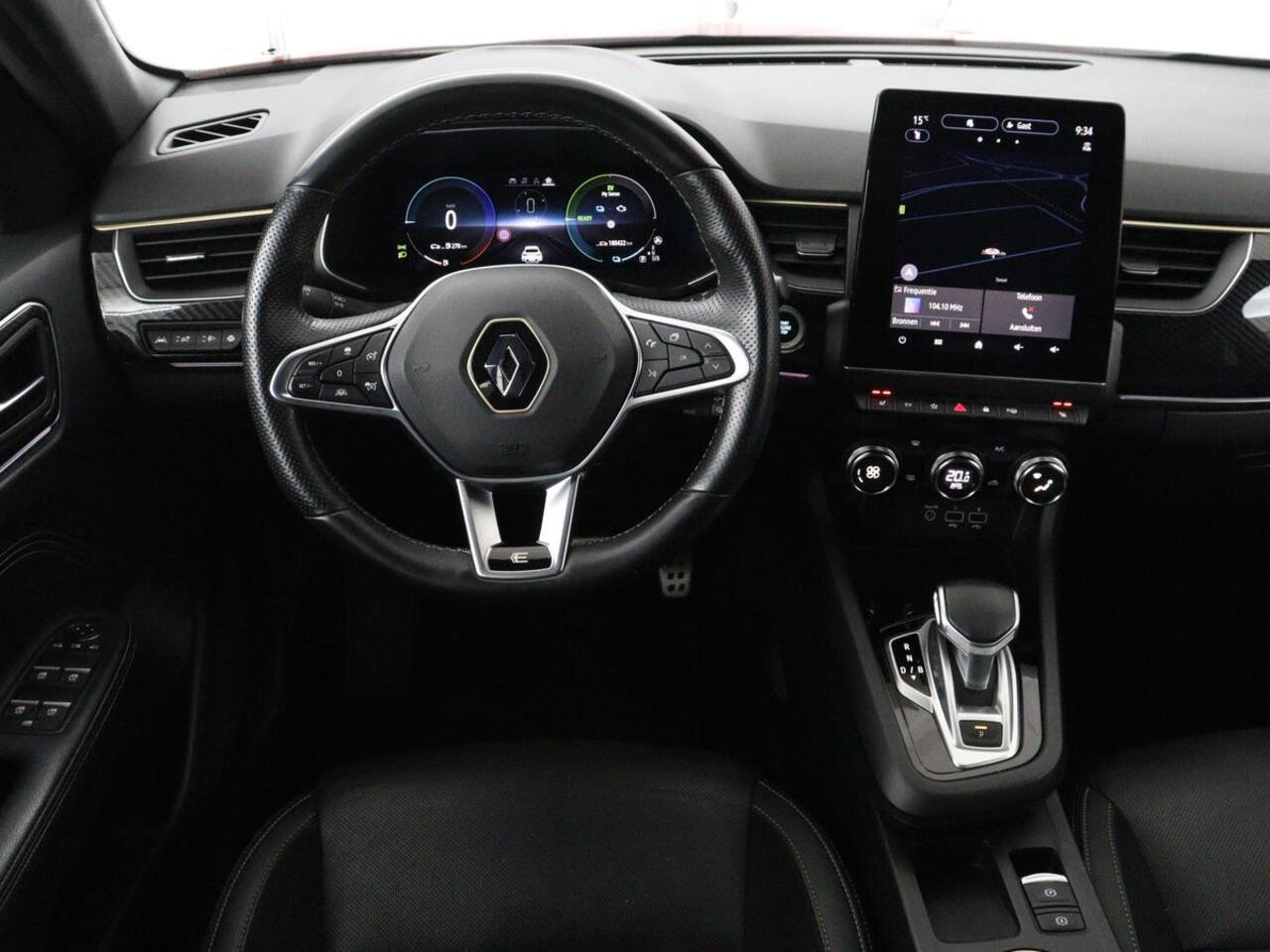 Renault Arkana 1.6 E-Tech hybrid 145 E-Tech engineered | Panoramadak | Stoelverwarming | Trekhaak | Leder/Alcantara | Carplay | Adaptive cruise | File Assistent | Navigatie | Sfeerverlichting