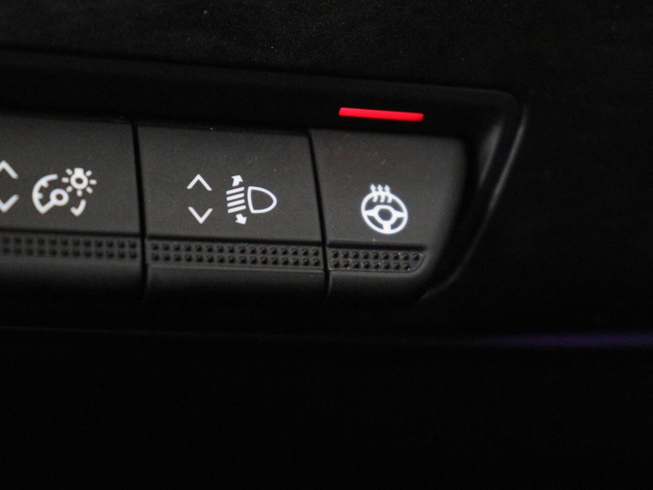 Renault Arkana 1.6 E-Tech full hybrid 145 esprit Alpine | Origineel NL | Leder/Alcantara | Stoelverwarming | 360 Camera | Adaptive cruise | BOSE Sound | Carplay | Navigatie | 19'' | Sfeerverlichting