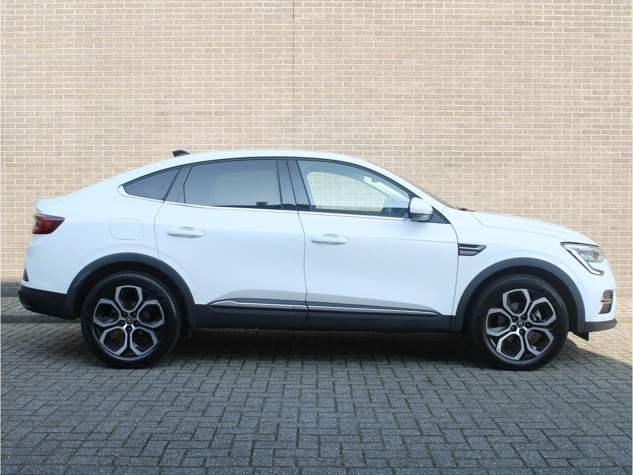 Renault Arkana 1.6 E-Tech hybrid 145 techno Automaat, Navigatie, Applecarpl./Andr. Auto, Achteruitrijcamera, elektr. Stoelen, Dodehoek detectie, Stoelverw.