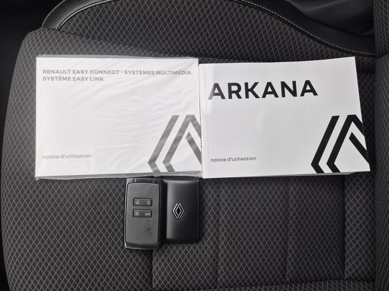 Renault Arkana 1.6 E-Tech full hybrid 145 techno Automaat / Apple Carplay Android Auto / Glazen schuif- en kanteldak / Achteruitrijcamera / Navigatie / Keyless Entry/Start / Cruise control / Draadloze telefoon lader /