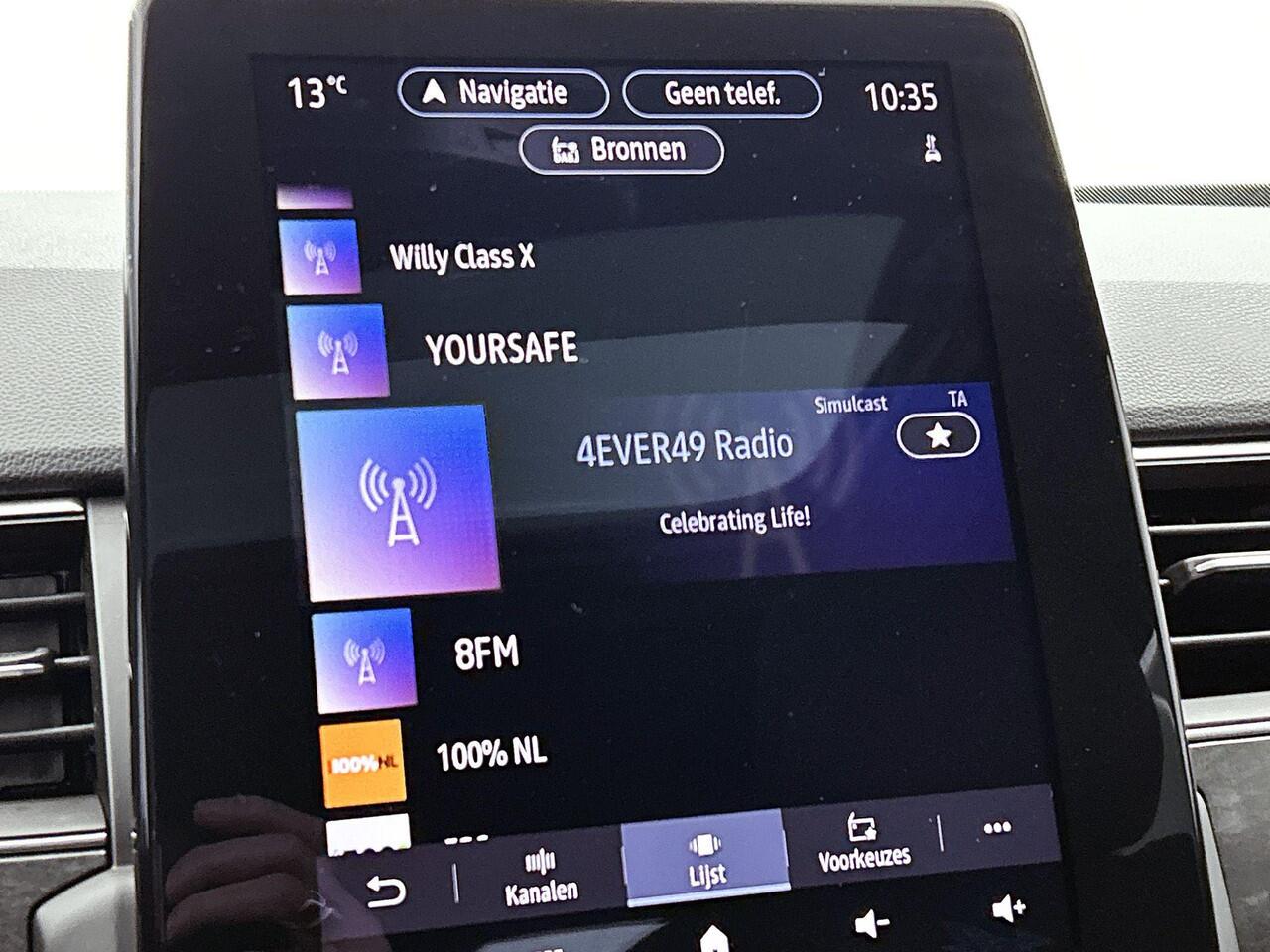 Renault Arkana 1.6 E-Tech Full Hybrid Esprit Alpine 145PK | Automaat | Schuif-/Kanteldak | Stoel- en Stuurverwarming | 19'' Inch Velgen | Apple CarPlay & Android Auto