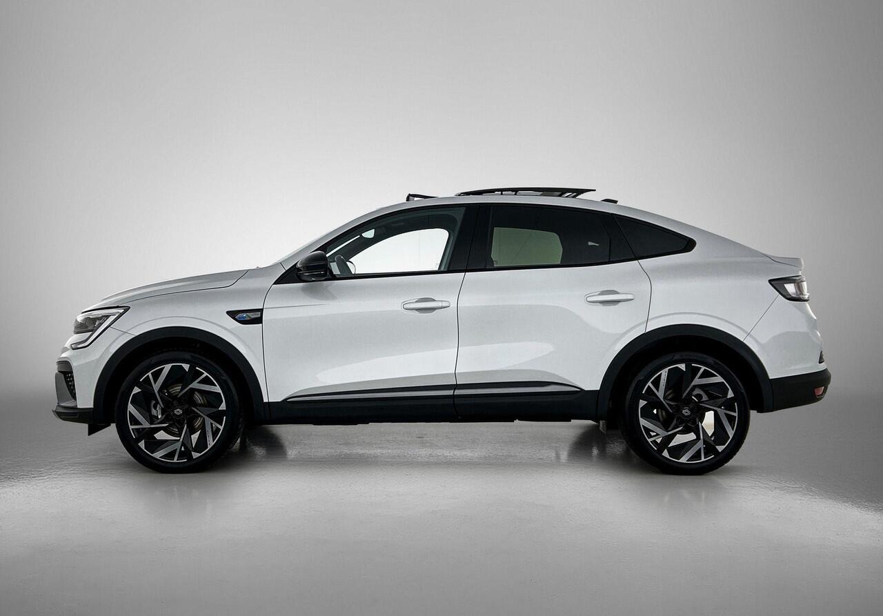 Renault Arkana 1.6 E-Tech Full Hybrid Esprit Alpine 145PK | Automaat | Schuif-/Kanteldak | Stoel- en Stuurverwarming | 19'' Inch Velgen | Apple CarPlay & Android Auto