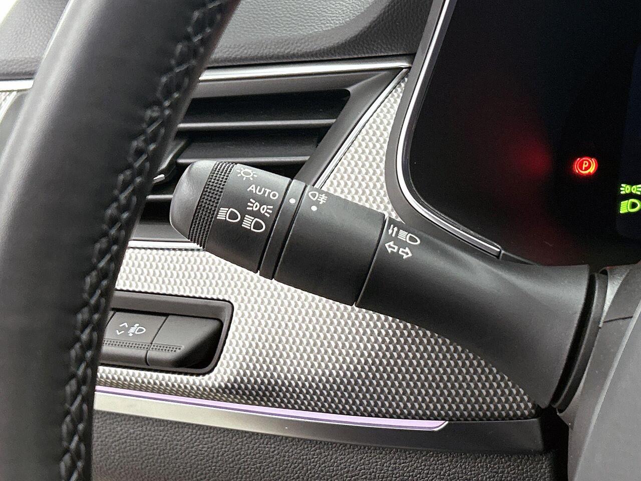 Renault Arkana 1.6 E-Tech Full Hybrid Techno 145PK | Automaat | Schuif-/Kanteldak | Navigatie | Achteruitrijcamera | Apple CarPlay & Android Auto