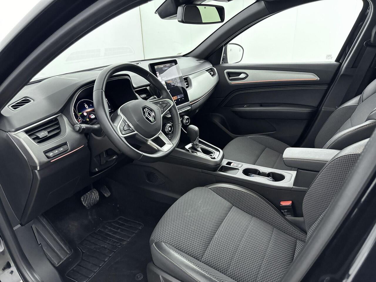 Renault Arkana 1.6 E-Tech full hybrid 145 techno | Apple Carplay & Android Auto | Climate Control | Lichtmetalen Velgen 18"| Navigatiesysteem | LED koplampen