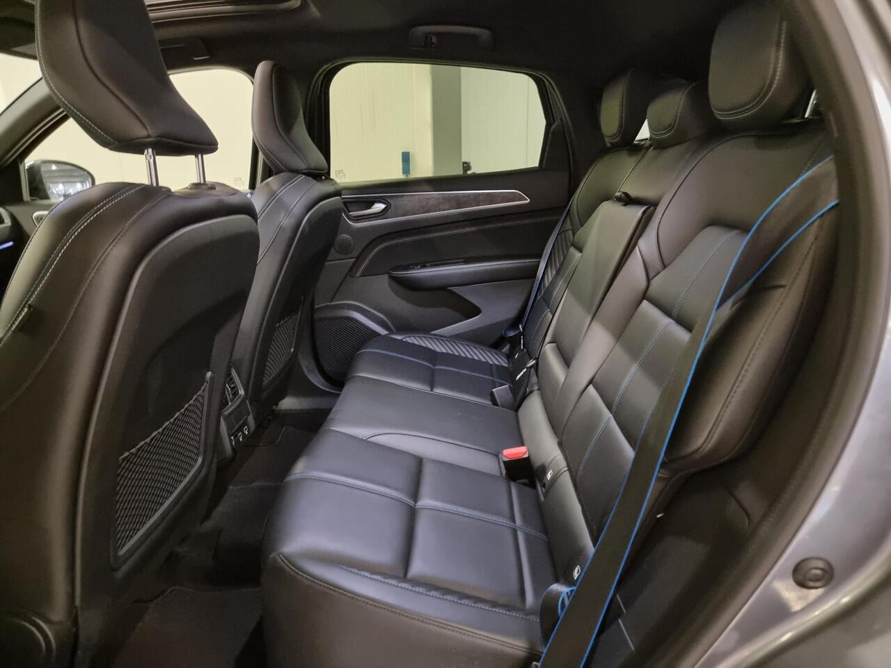 Renault Arkana 1.6 E-Tech full hybrid 145 Esprit Alpine | Panoramadak | BOSE Audio | Achteruitrijcamera |