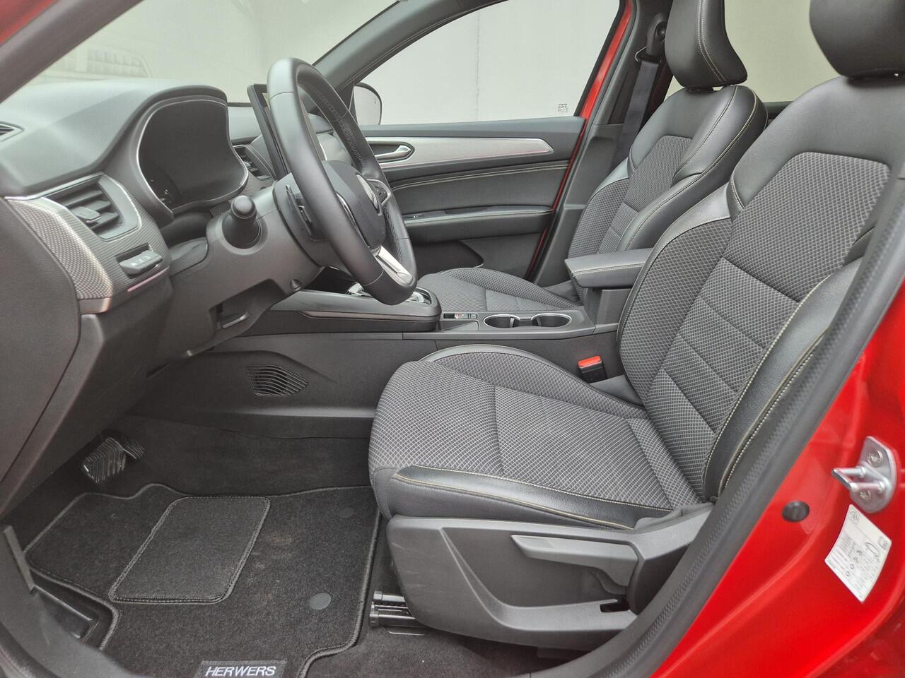 Renault Arkana 1.3 TCe Hybrid 140 techno Automaat / Apple Carplay Android Auto / Glazen schuif- en kanteldak / Achteruitrijcamera / Navigatie / Keyless Entry/Start / Cruise control / Draadloze telefoon lader /