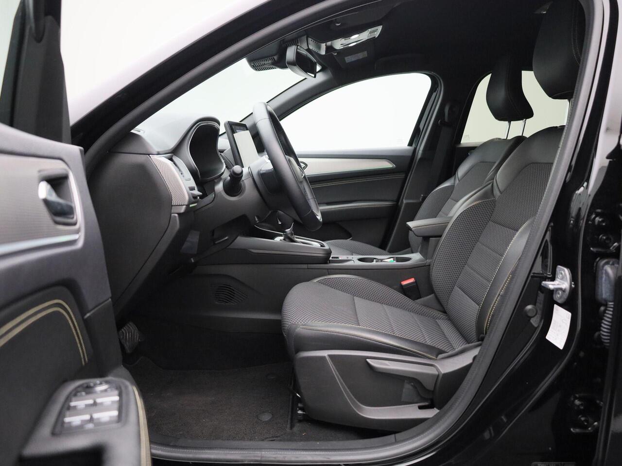 Renault Arkana 1.6 E-Tech full hybrid 145Pk techno | Navigatie Groot Schem | Apple & Android Carplay | Virtual Cockpit | Cruise Control Adaptief | Parkeersensoren Voor & Achter incl. Camera | Climate Control | Privacy Glass |