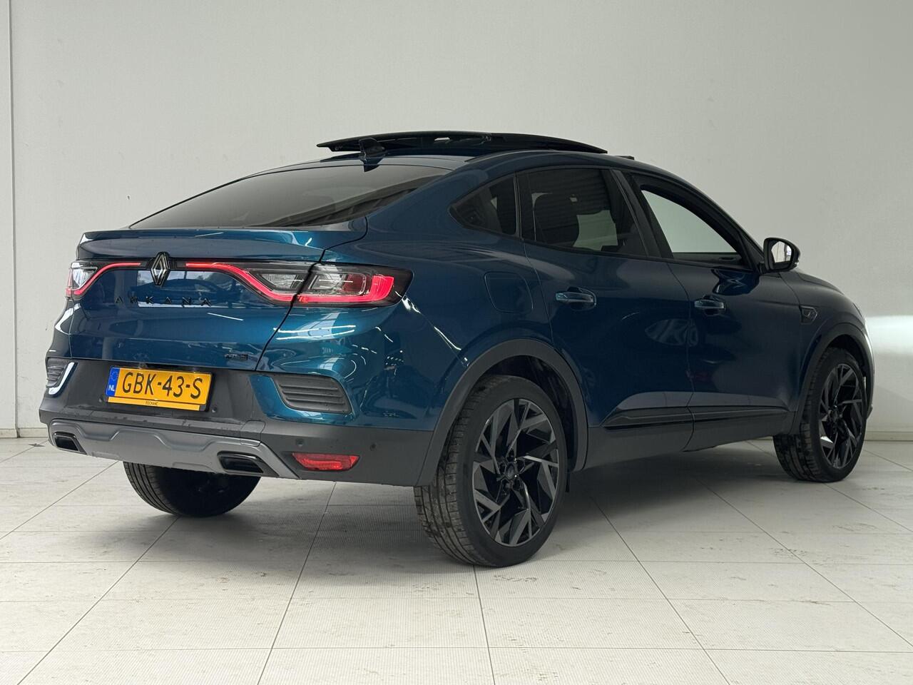 Renault Arkana 1.6 E-Tech full hybrid 145 Esprit Alpine | Panoramadak | BOSE-Audiosysteem | Adaptive Cruise Control | Achteruitrijcamera |