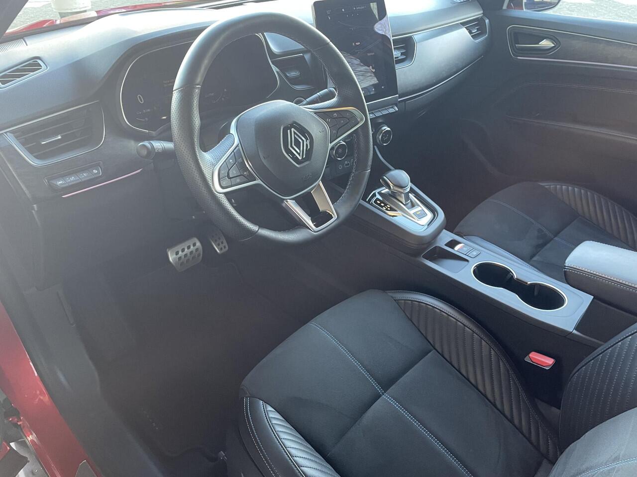 Renault Arkana 1.6 E-Tech full hybrid 145 esprit Alpine Renault Arkana 1.6 E-Tech hybrid 145 esprit Alpine / BOSE SOUND SYSTEM / ELEKTRISCH BEDIENBAAR SCHUIF- KANTELDAK / PACK WINTER