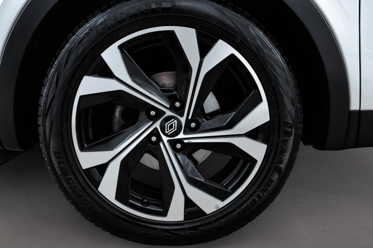 Renault Arkana 1.3 Mild Hybrid Techno Pano l Camera l Keyless l LED