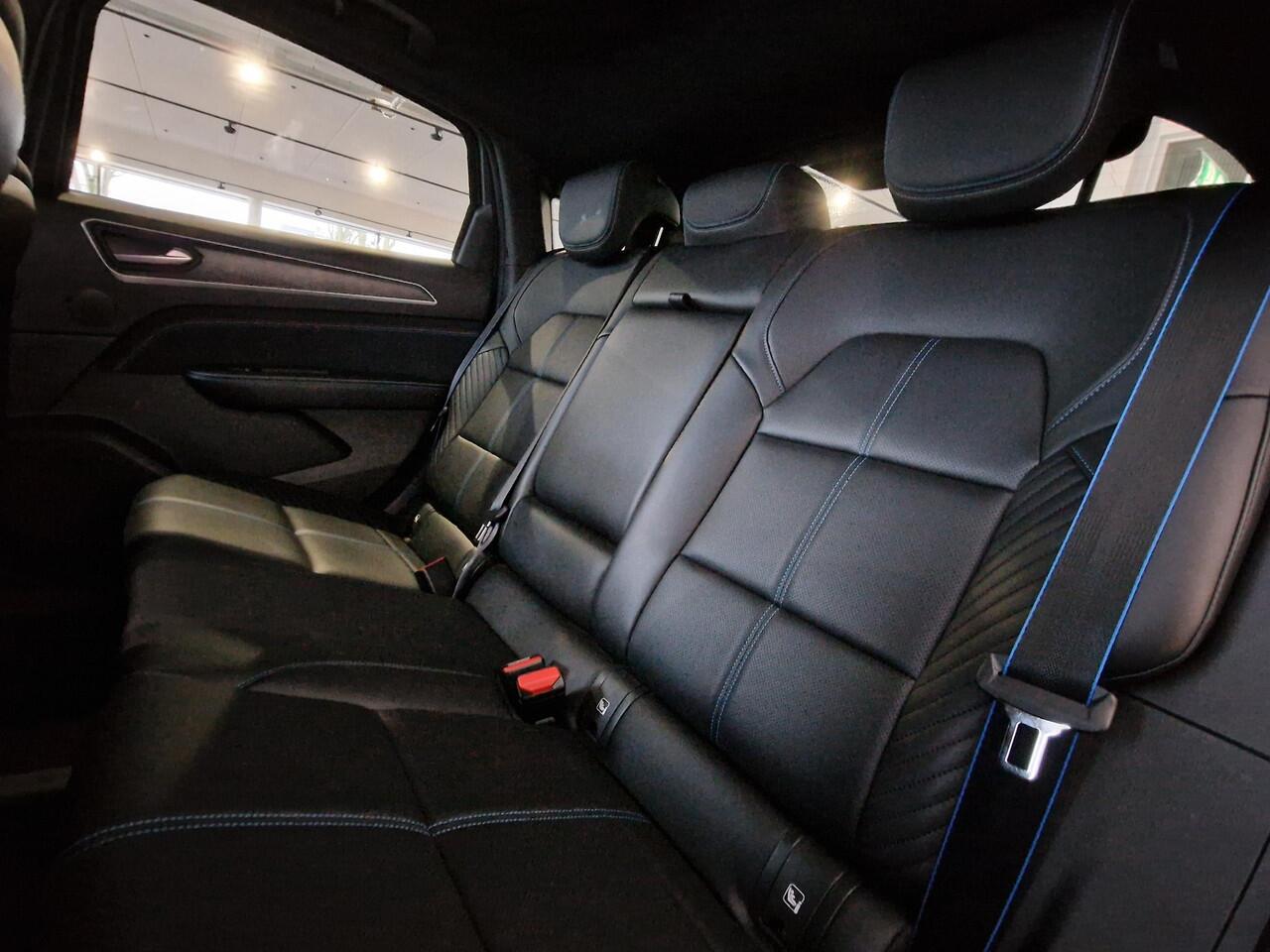 Renault Arkana 1.6 E-Tech full hybrid 145 esprit Alpine 4S BANDEN | BOSE | GROOT SCHERM | 360 CAMERA | ADAPTIVE CRUISE CONTROL | STOEL EN STUURVERWARMING