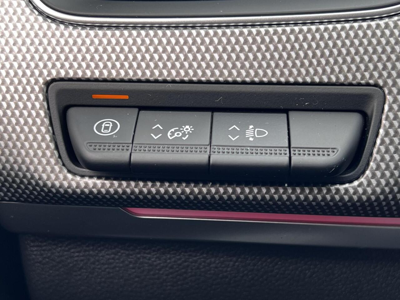 Renault Arkana 1.6 E-Tech full hybrid 145 techno Automaat / Fabrieksgarantie tot 01-2027 / Adaptieve CC / Dode hoek sensor / Climate control / Navigatie groot scherm / Apple Carplay Android / 18" LM wielen /