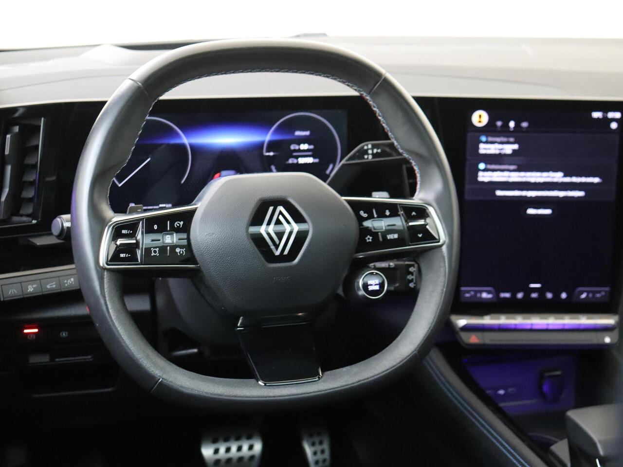 Renault Austral 1.2 E-Tech full hybrid 200PK iconic esprit Alpine | Panorama-dak | Head-up display | Message | 360 Camera | Stoelverwarming