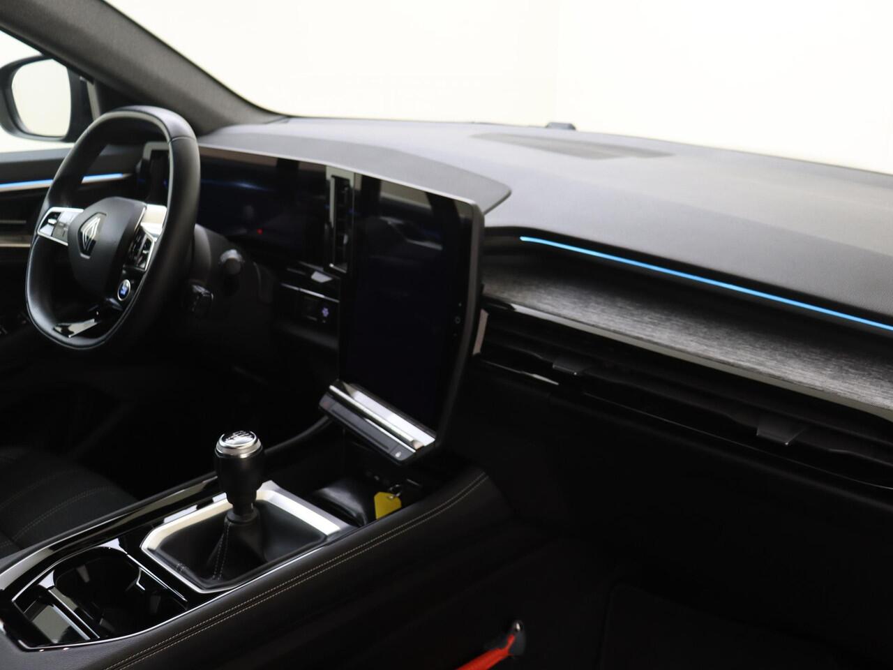 Renault Austral 1.2 mild hybrid advanced 130 techno | elektrische achterklep | LM velgen | Half leder