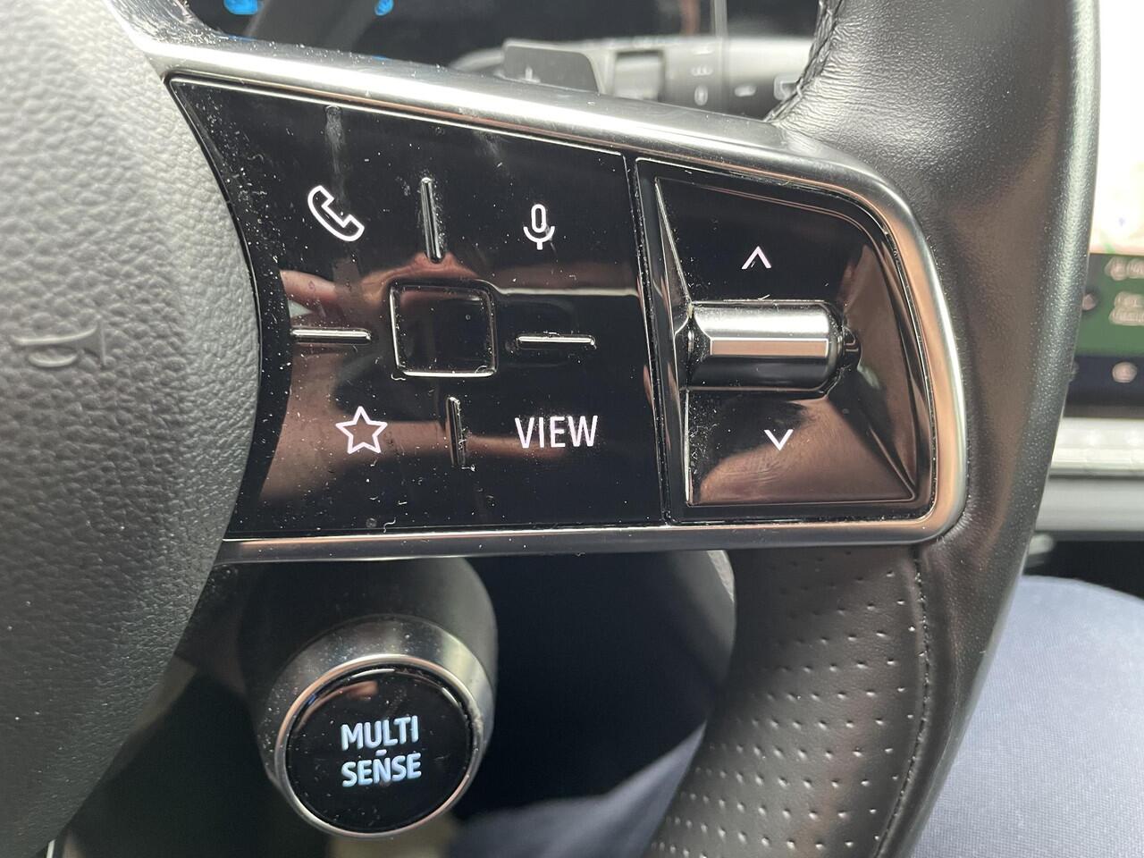 Renault Austral 1.2 E-Tech full hybrid 200 techno / ACHTERUITRIJCAMERA / PARKEERSENSOREN / CRUISE CONTROL / CLIMATE CONTROL / VOORUITVERWARMING