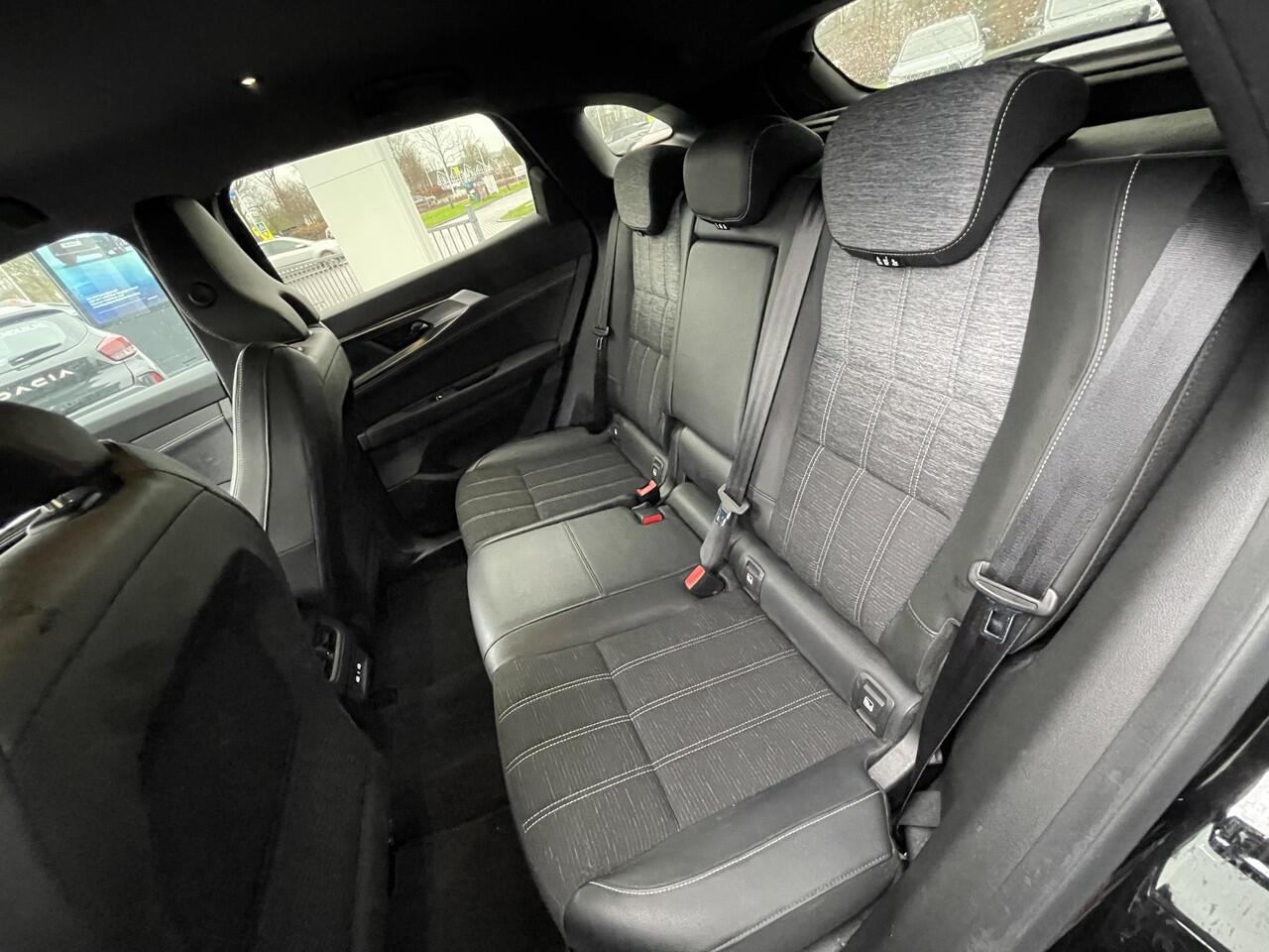 Renault Austral 1.2 E-Tech full hybrid 200 techno / ACHTERUITRIJCAMERA / PARKEERSENSOREN / CRUISE CONTROL / CLIMATE CONTROL / VOORUITVERWARMING