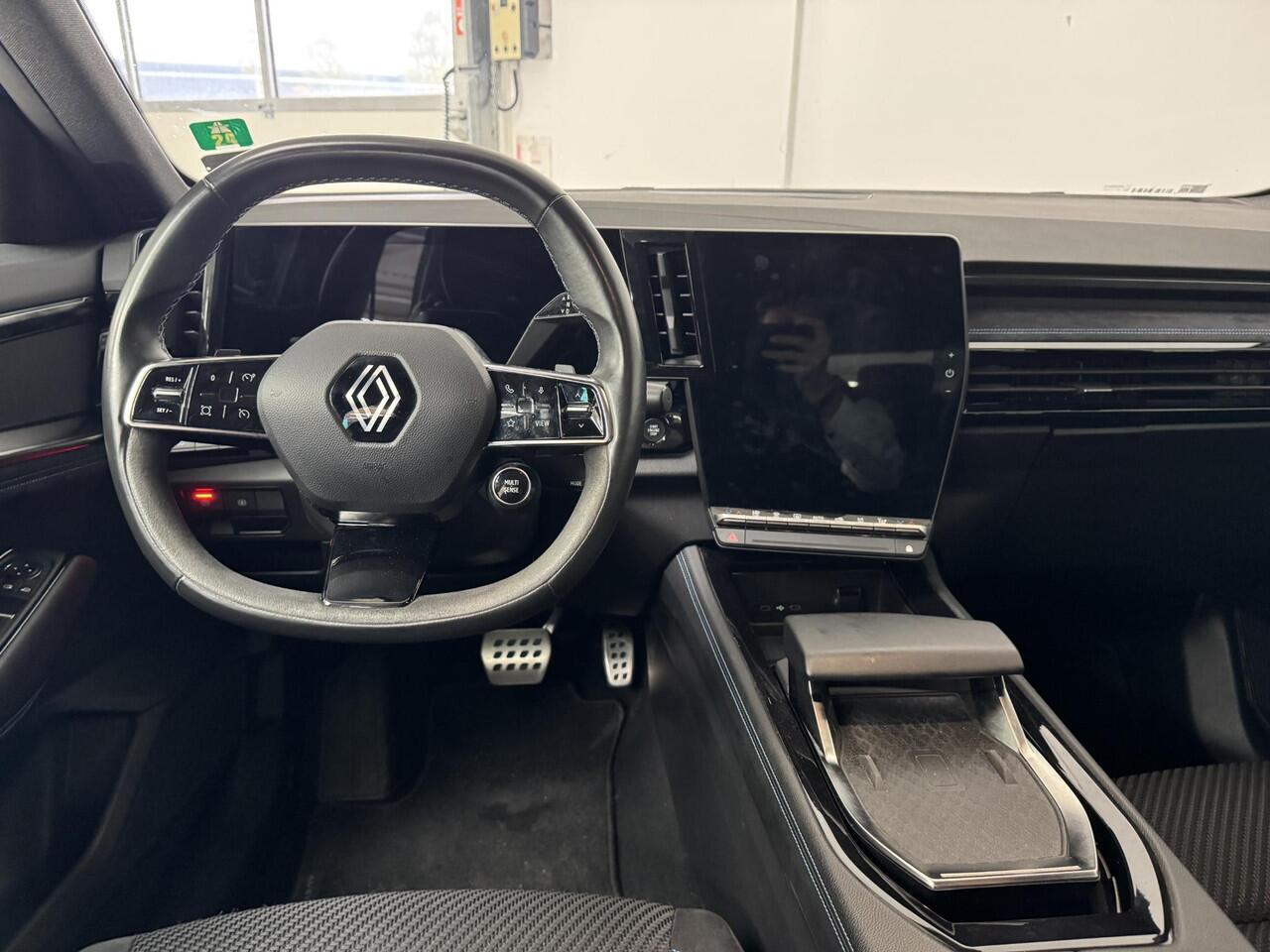 Renault Austral 1.2 E-Tech full hybrid 200 Techno Esprit Alpine | Navigatie | Trekhaak | All-Season banden | Achteruitrijcamera | Elektrische Achterklep |