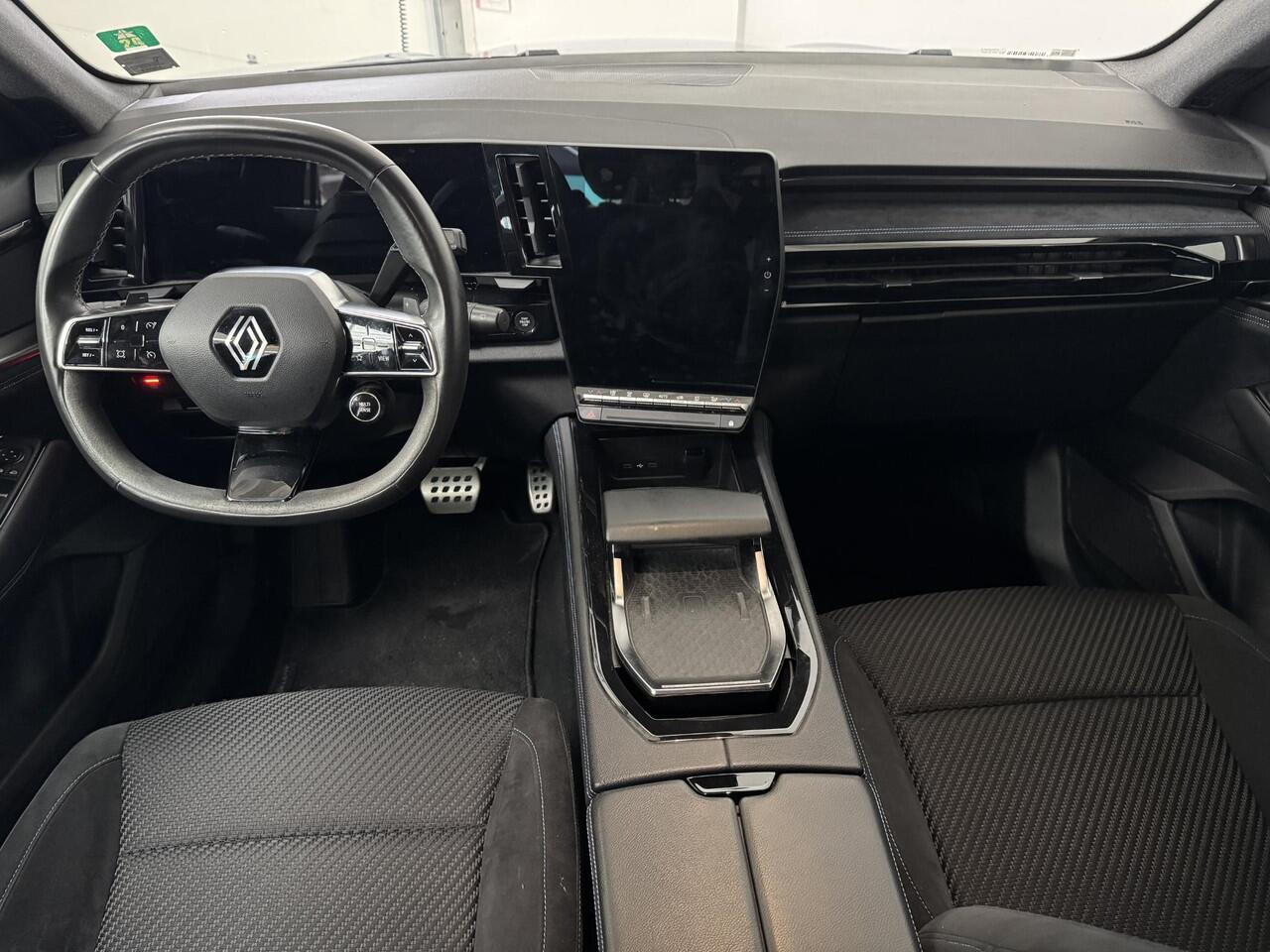 Renault Austral 1.2 E-Tech full hybrid 200 Techno Esprit Alpine | Navigatie | Trekhaak | All-Season banden | Achteruitrijcamera | Elektrische Achterklep |