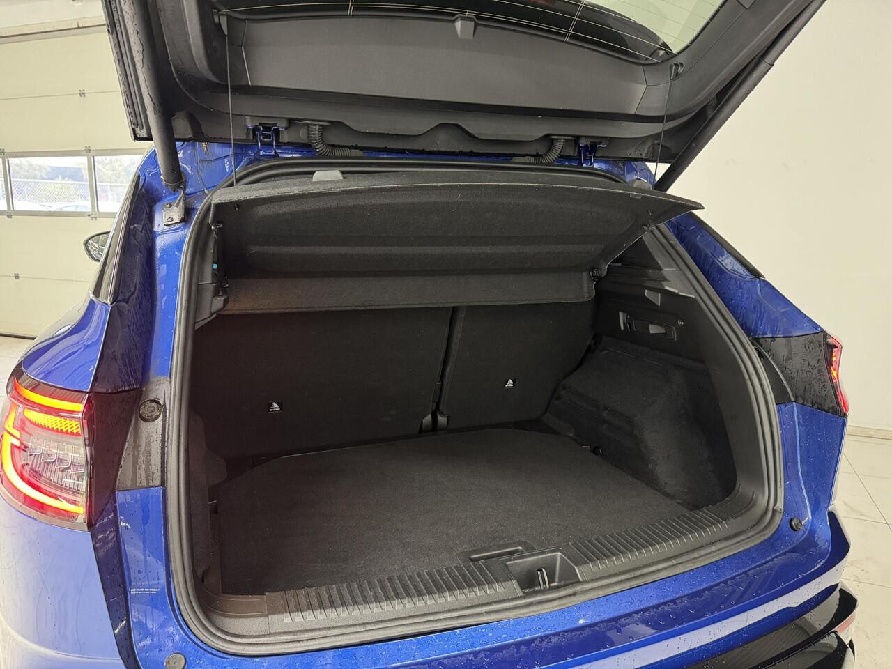 Renault Austral 1.2 E-Tech full hybrid 200 Techno Esprit Alpine | Navigatie | Trekhaak | All-Season banden | Achteruitrijcamera | Elektrische Achterklep |