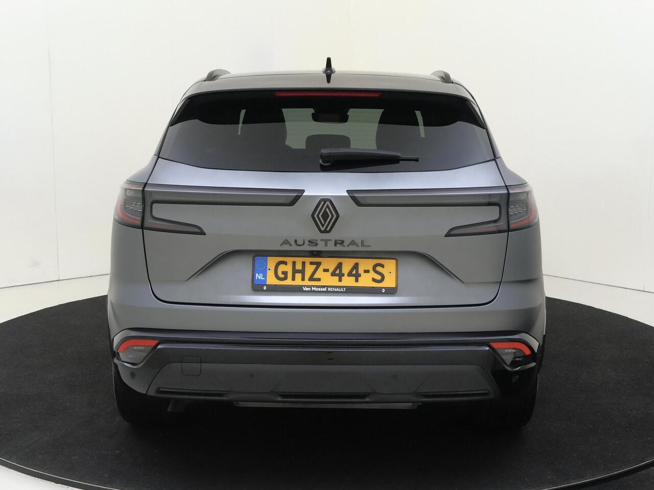 Renault Austral 1.3 mild hybrid 160pk elektrische achterklep 1800kg trekgewicht