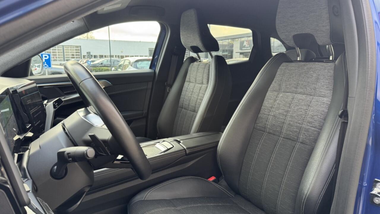 Renault Austral 1.2 E-Tech Full Hybrid 200 techno | Sfeerverlichting | Camera