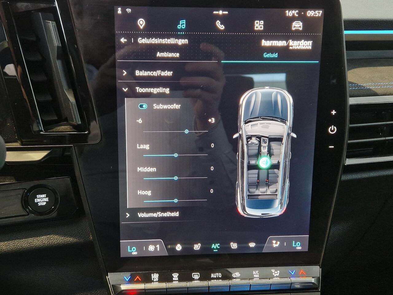 Renault Austral 1.2 E-Tech full hybrid 200 iconic esprit Alpine l TREKHAAK | HUD | 4 CONTROL