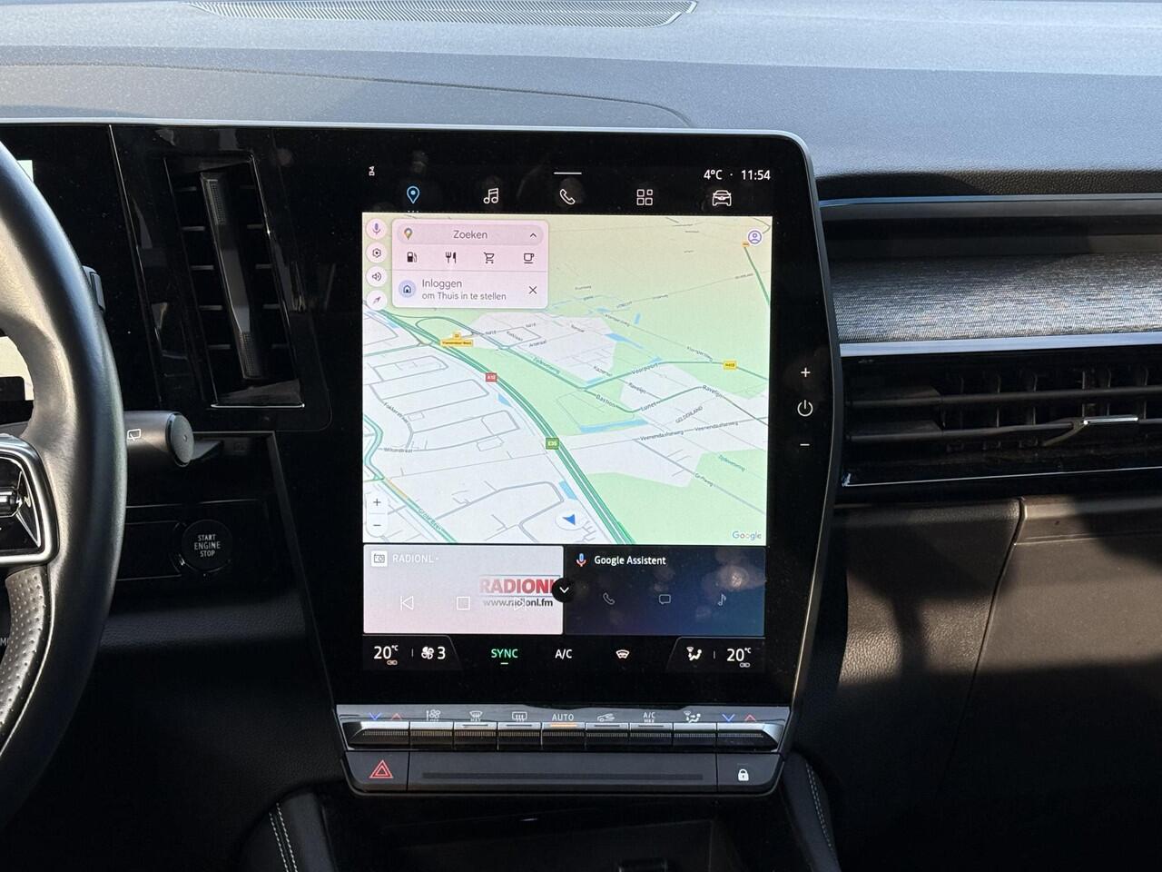 Renault Austral 1.2 E-Tech full hybrid 200 techno (Hoge instap) | Camera | Navigatie | Elektrische Achterklep | Dodehoek Sensoren | Dealer Onderhouden